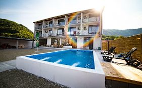 Vila La Faleza Dubova