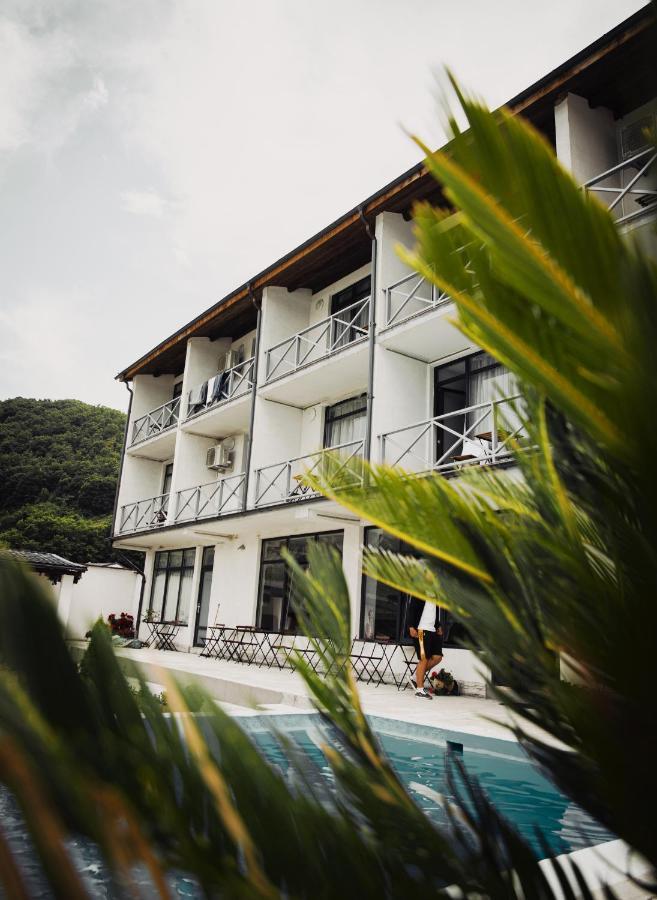 Vila La Faleza Dubova Exterior foto